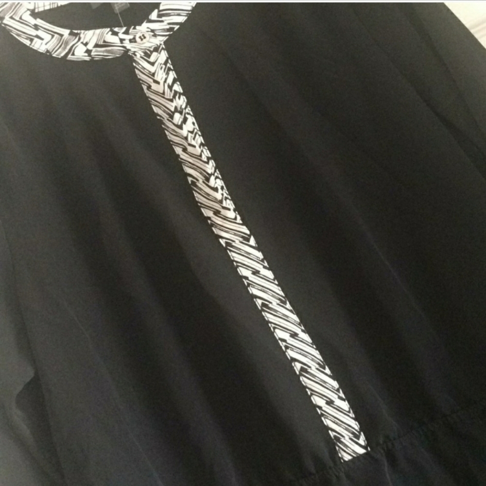 The limited button shirt dress NWT Small